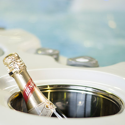 armstark_swim_spa_aquarius_6000_sektkuehler Swim Spa Sektkühler