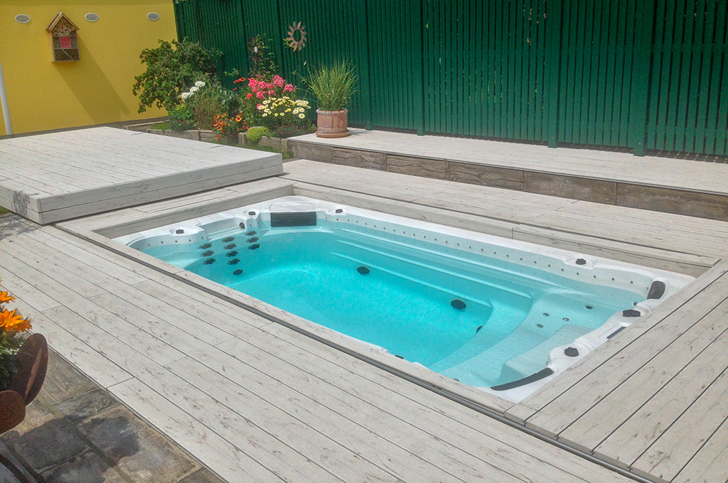 Swim Spa Joyspa von Armstark mit Pool Lounge
