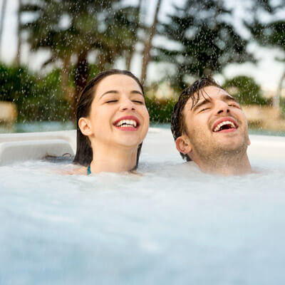 armstark_whirlpool_austria_luftsprudelgeblaese Das Luftsprudelgebläse des Armstark Whirlpools Austria der Serie Skyline Spas ermöglicht die Aromatherapie