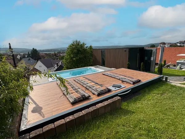 Armstark Prevum Pooldeck
